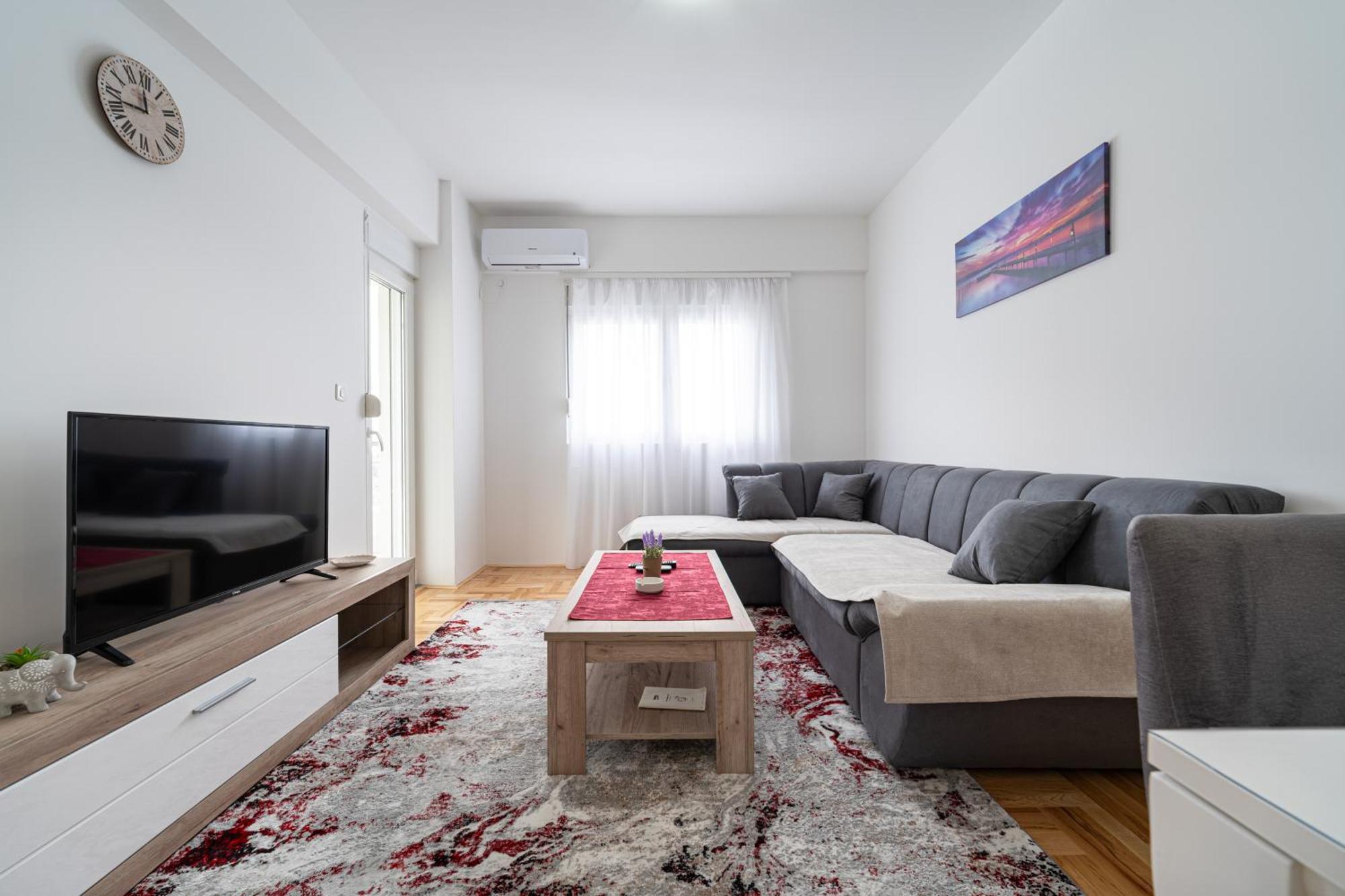 Tuski Put Apartman Lägenhet Podgorica Exteriör bild